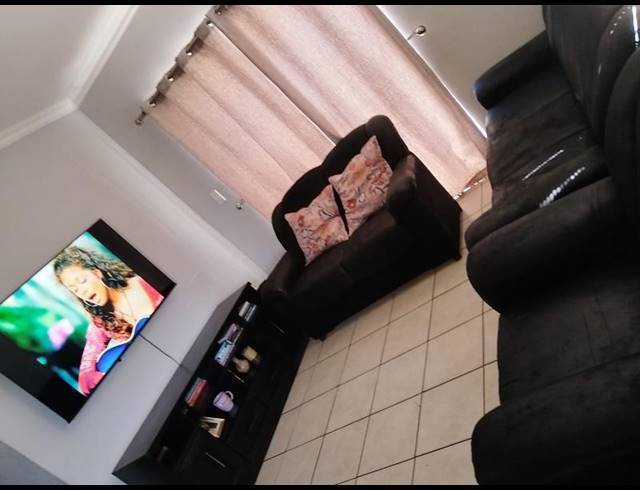 3 BEDROOM PROPERTY TO RENT IN GREENFIELD